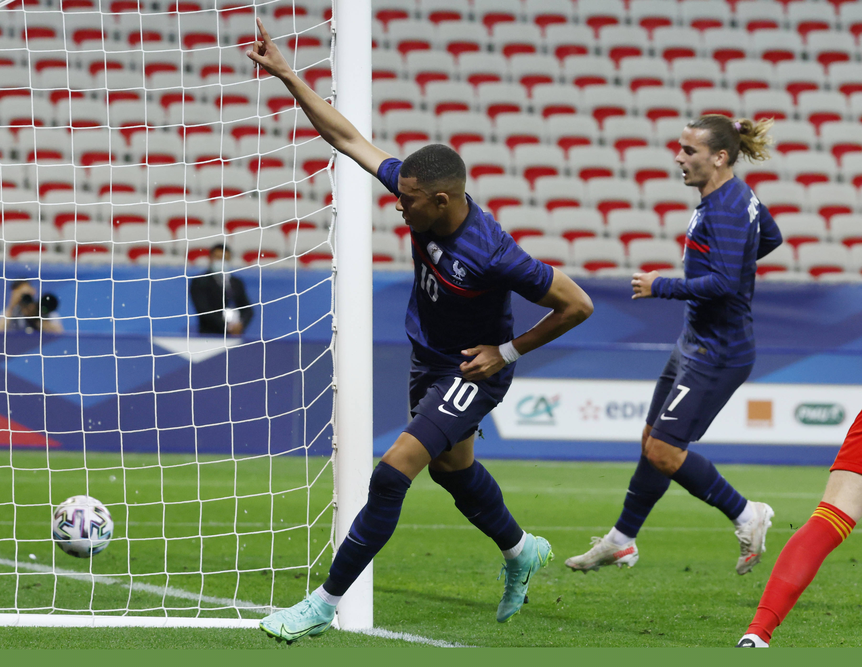 这是一盘兼 这是一盘兼